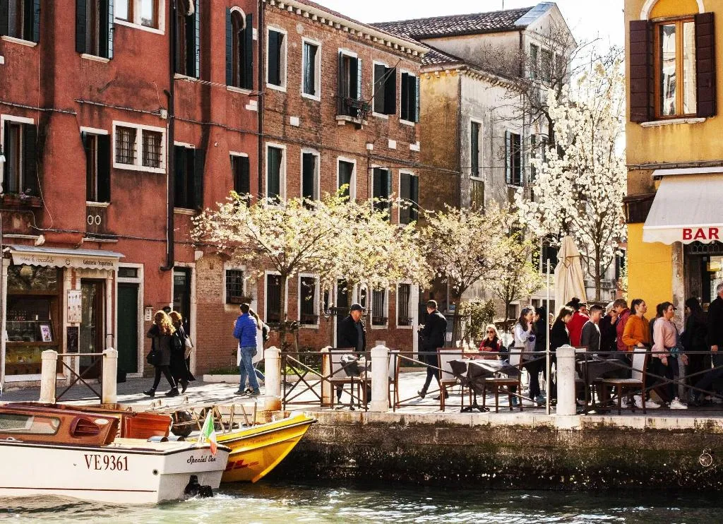 General view, Ai Tre Ponti, Venice
