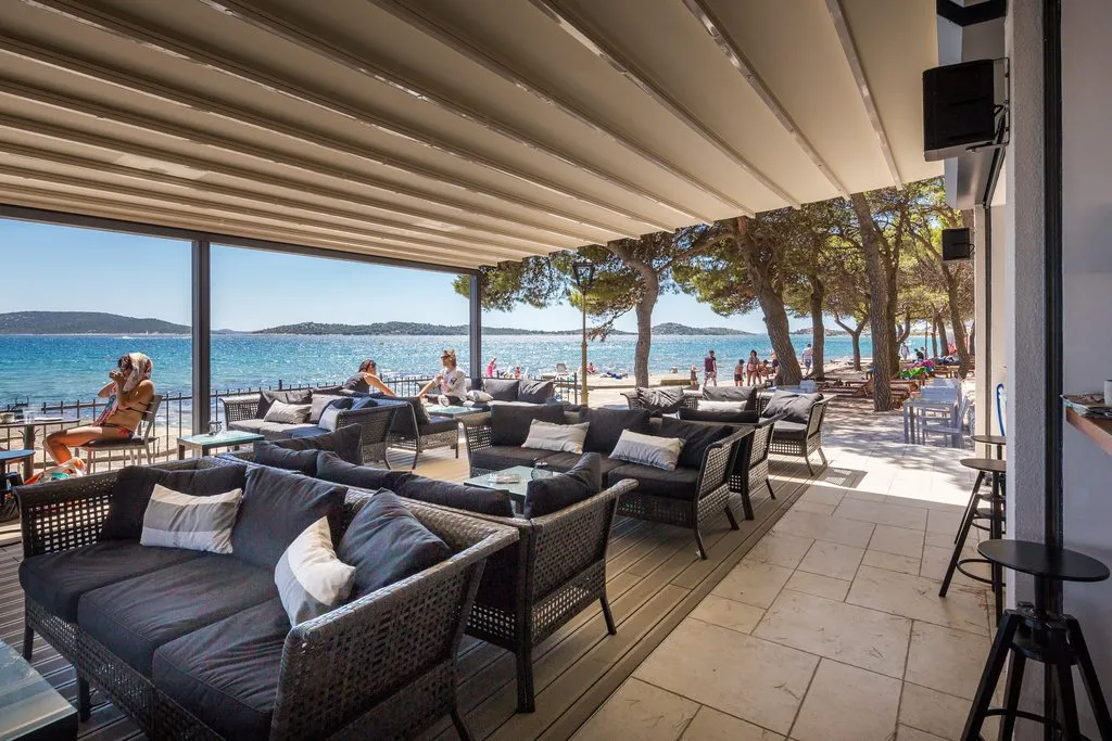 Bar, Villas Arausana and Antonina, Split