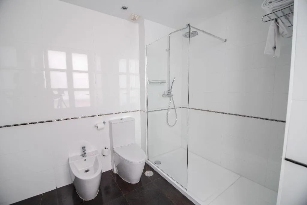 QUADRUPLE STANDARD Room, Petit Palace Santa Cruz, Seville