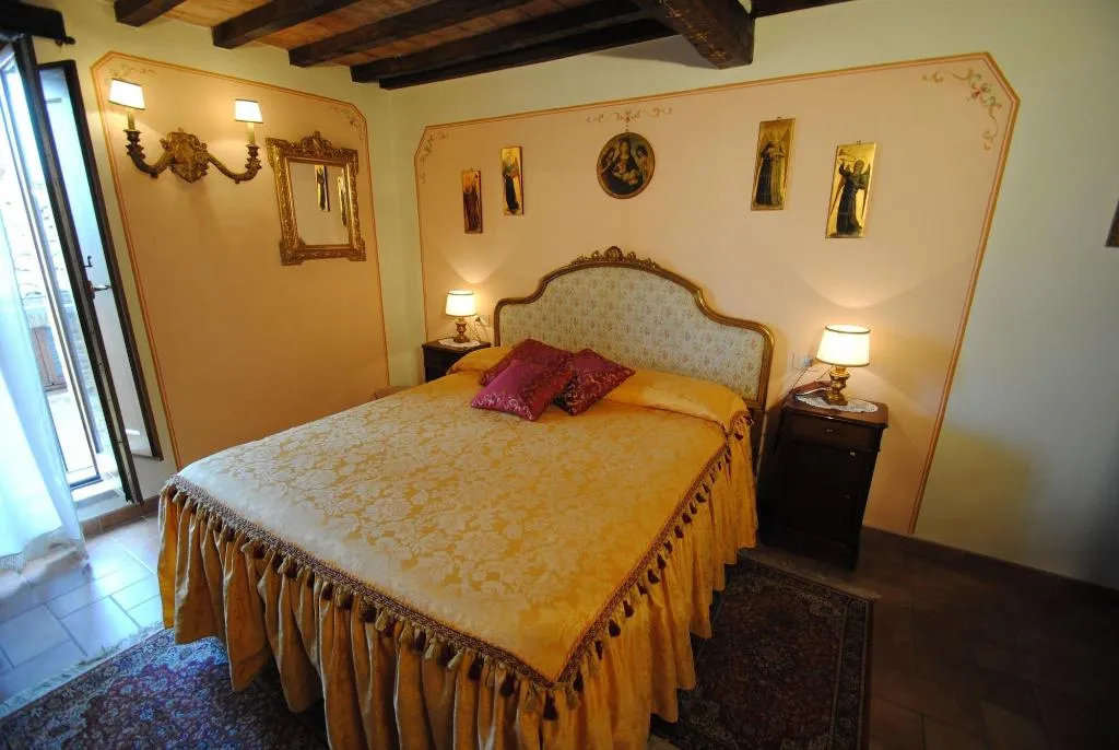 Room, Albergo Torre Sangiovanni, Perugia
