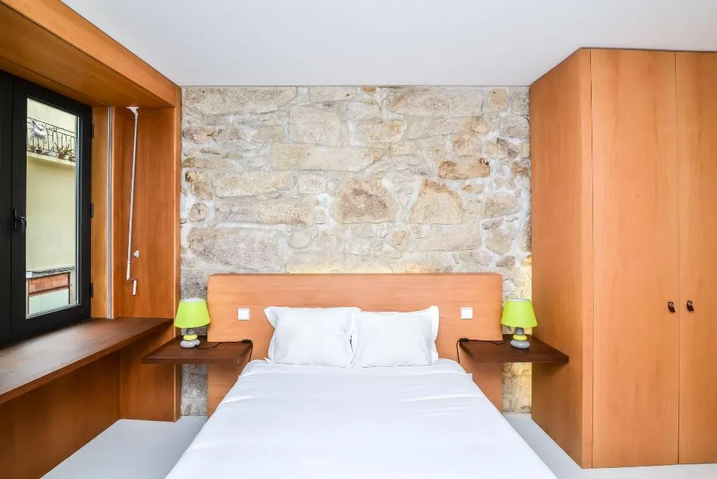 Room, Reis De Gaia, Porto