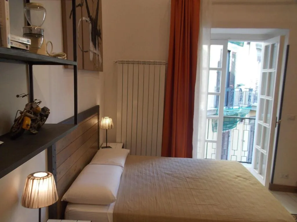Room, Ninarella Bed&Breakfast, Naples