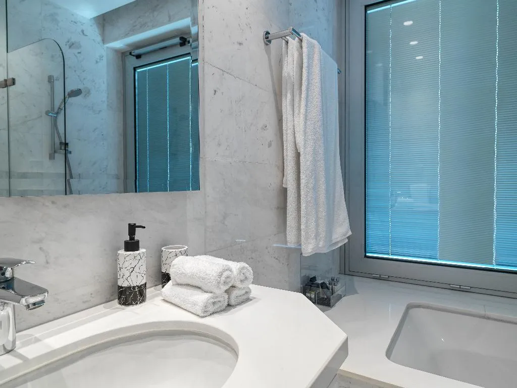 APARTMENT LUXURY Room, The Tower at St Raphael Resort, Cyprus