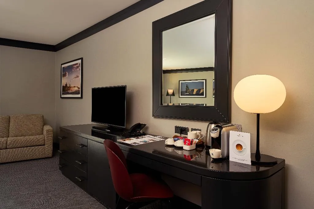 DOUBLE PREMIUM KING BED Room, InterContinental Malta, Malta