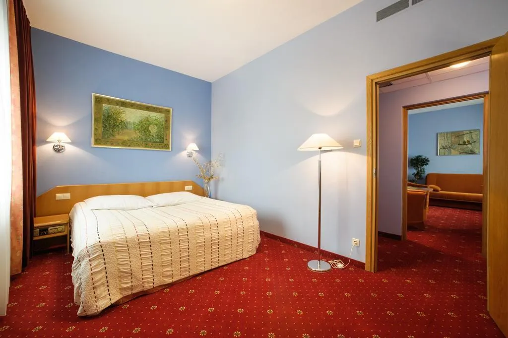 General view, Orient Hotel, Krakow