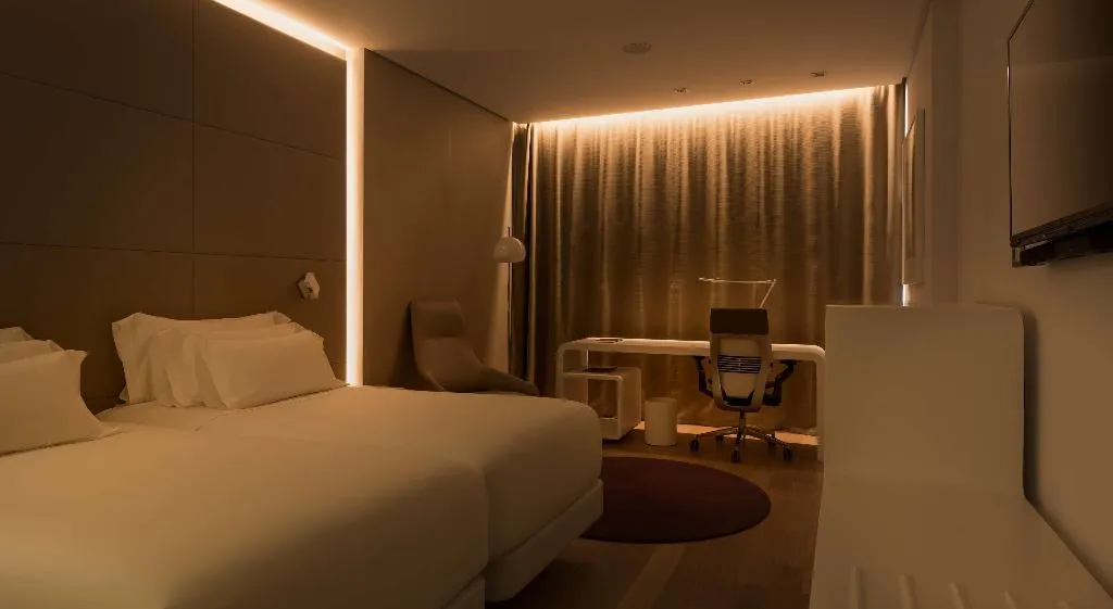 Room, NH Collection Madrid Eurobuilding, Madrid