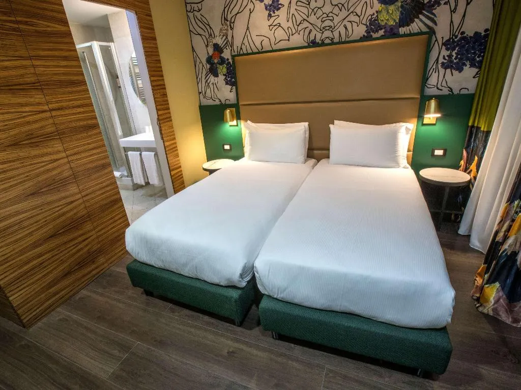 Room, Mercure Roma Centro St. John, Naples