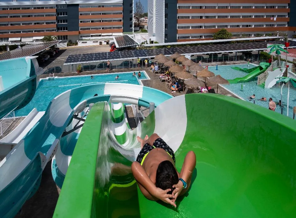Sports and Entertainment, Ohtels Carabela, Costa De La Luz