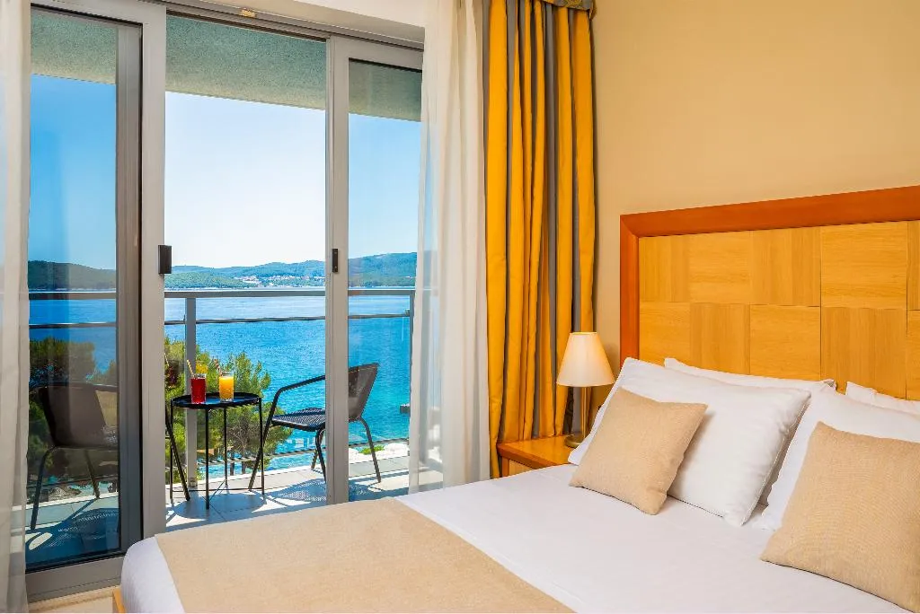 FAMILY ROOM SIDE SEA VIEW WITH BALCONY Room, Aminess Vival Grand Azur Hotel, Dubrovnik