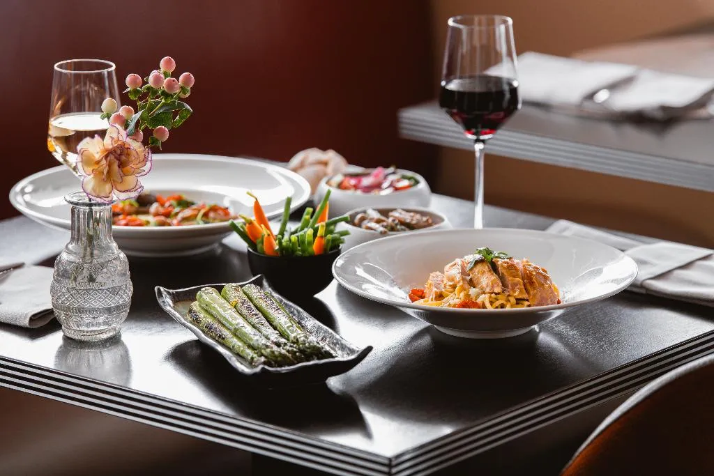 Restaurant, Movenpick Hotel Amsterdam City Centre, Amsterdam