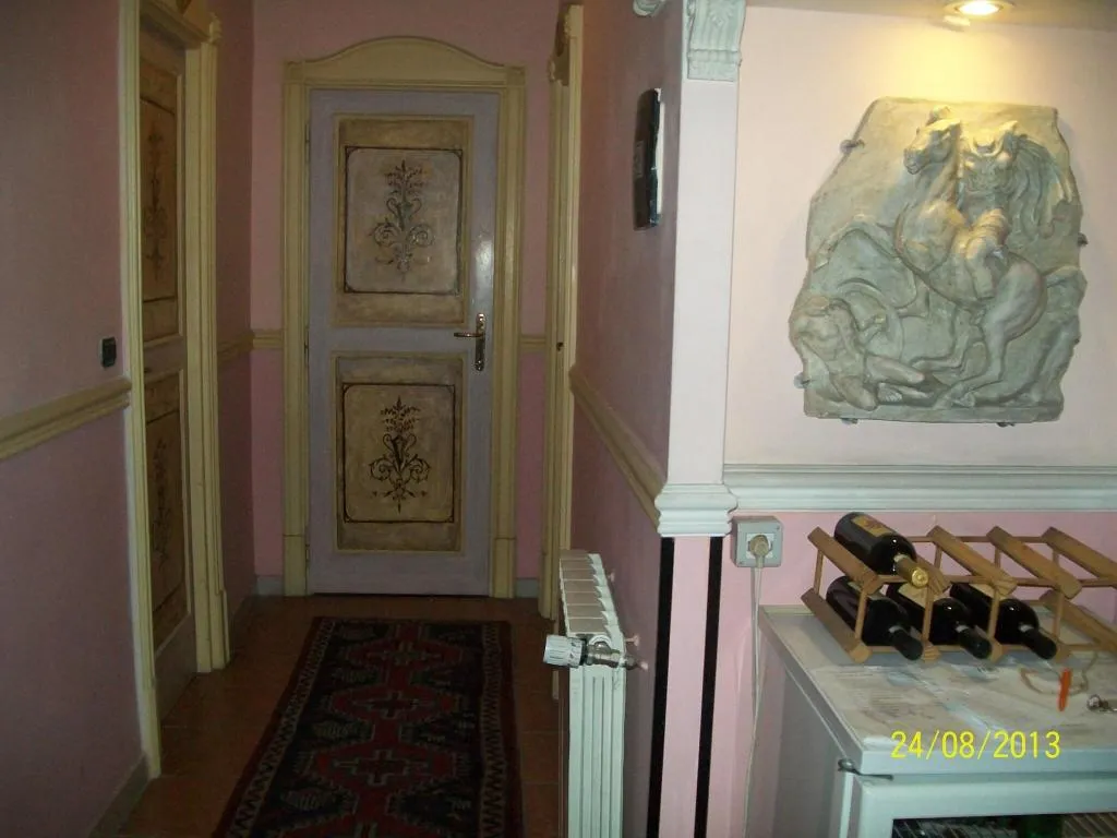 Lobby, Alexis, Rome