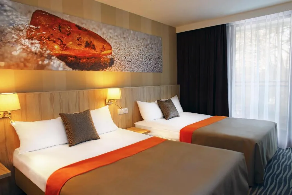 TWIN CLASSIC TWO DOUBLE BEDS Room, Mercure Gdansk Posejdon, Gdansk