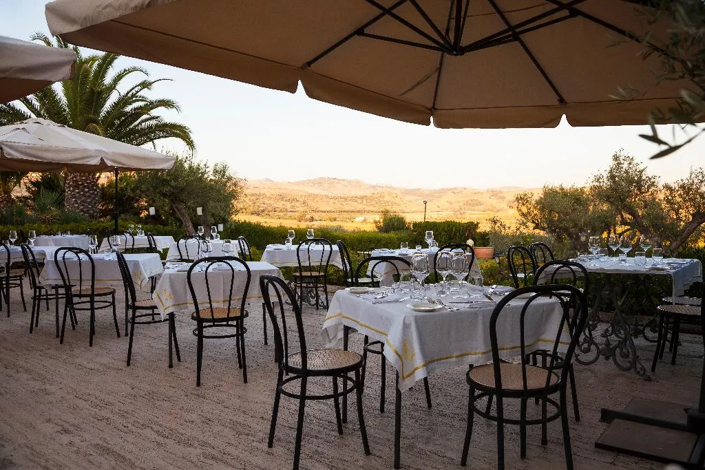 Restaurant, Hotel Foresteria Baglio della Luna, Catania
