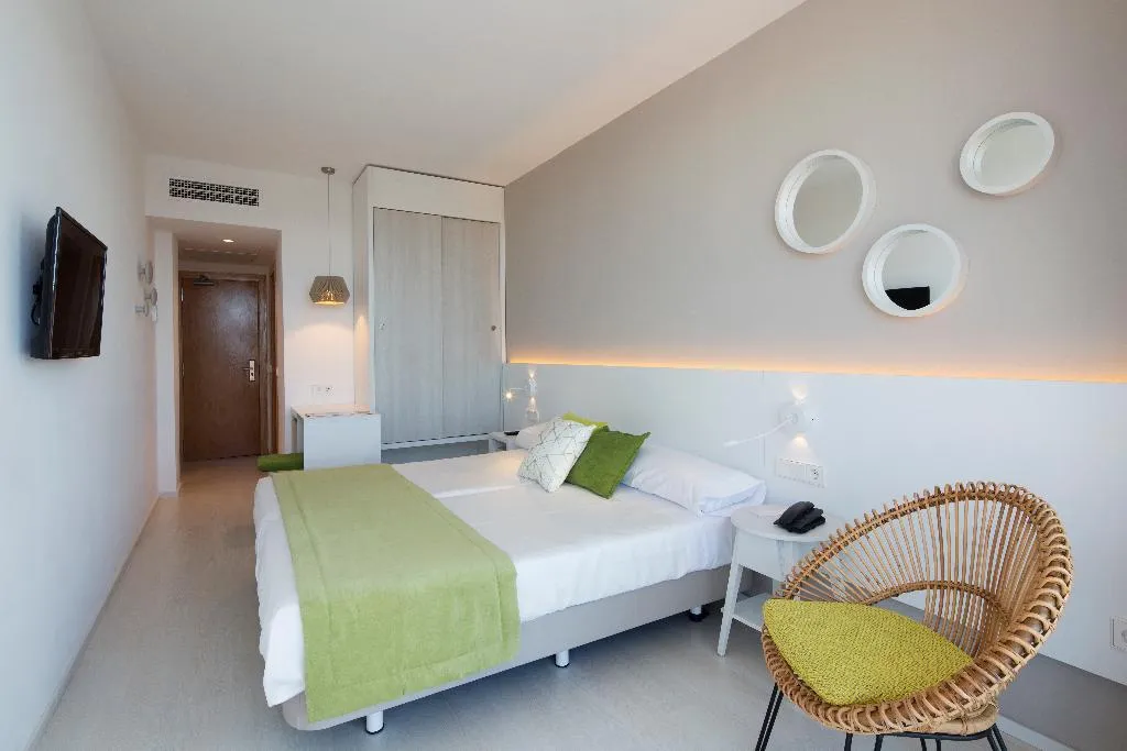 Double or Twin WITH BALCONY Room, JS Sol de Alcudia, Majorca