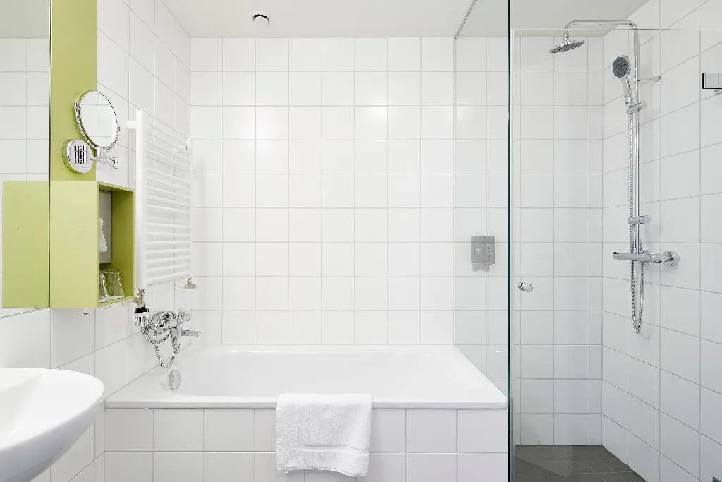 DOUBLE SINGLE USE STANDARD Room, Fosshotel Reykjavik, Reykjavik
