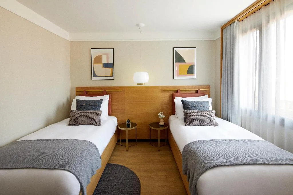FAMILY ROOM WITH BALCONY Room, Kimpton Vividora Hotel, Barcelona