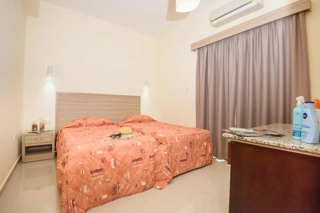 Room, Paul Marie, Cyprus