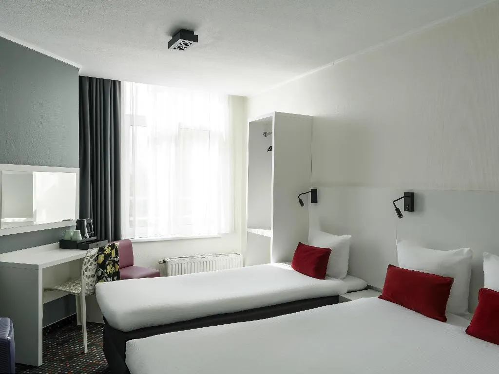 FAMILY ROOM STANDARD Room, Ibis Styles Amsterdam City, Amsterdam