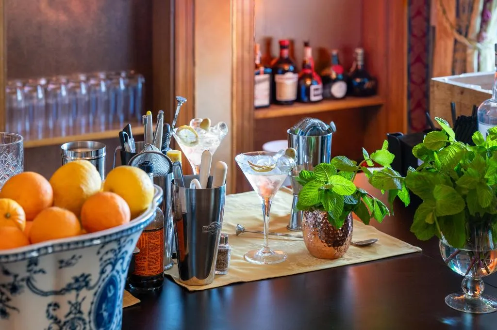 Bar, Excelsior Palace, Taormina