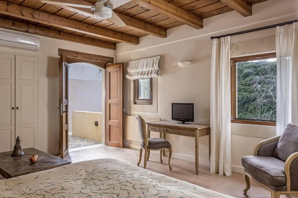 Room, Kapsaliana Village Hotel, Crete