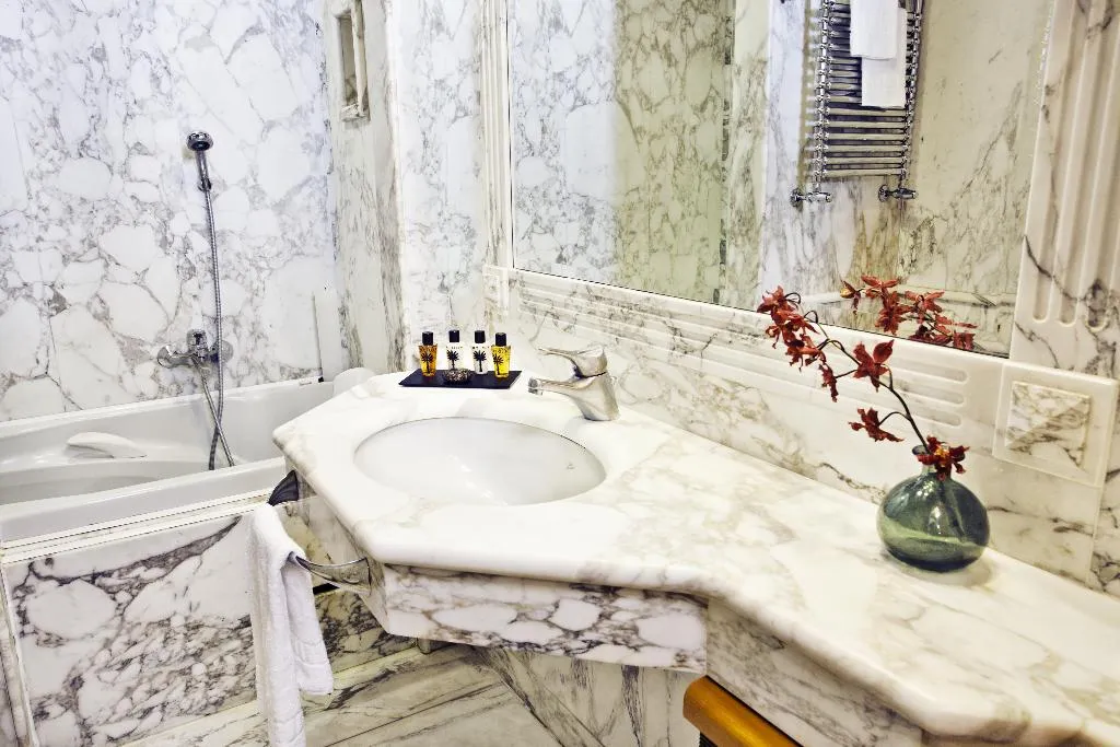 DOUBLE SINGLE USE SUPERIOR Room, Valadier, Rome