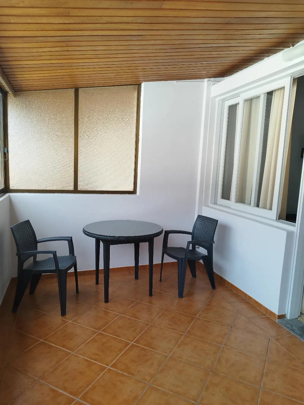 APARTMENT WITH BALCONY Room, Alojamento Central Ii, Madeira