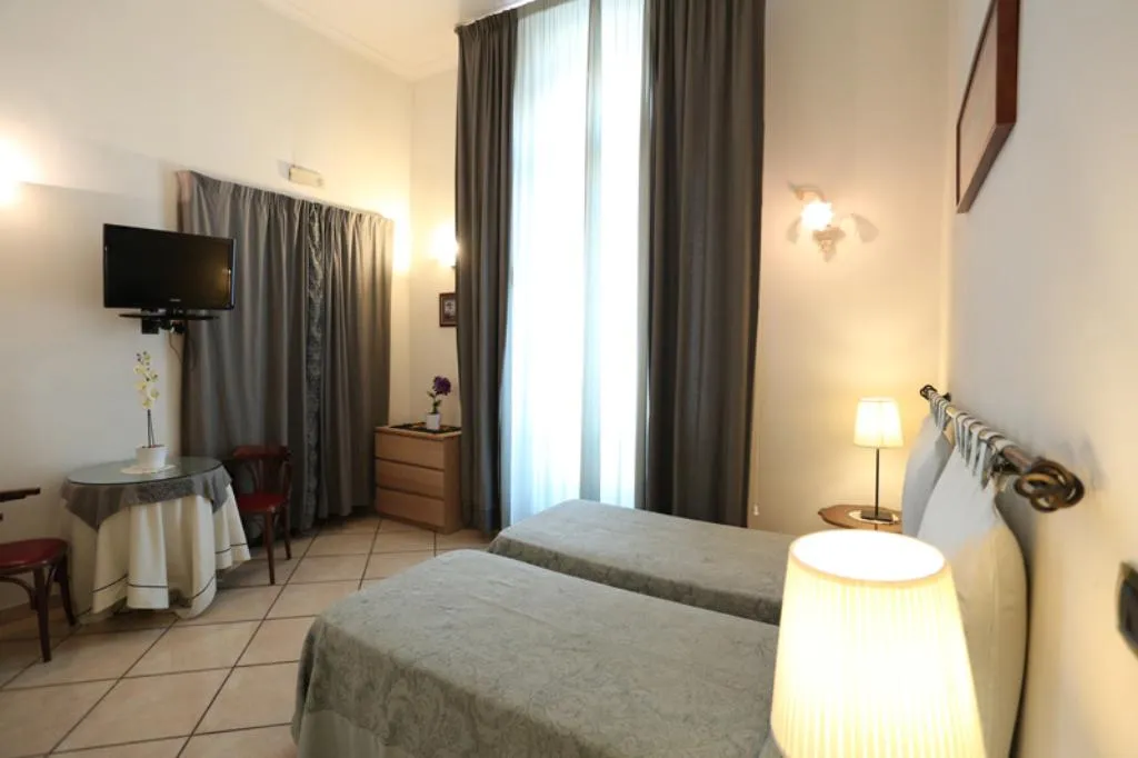 Double or Twin STANDARD Room, Bovio Suite, Naples