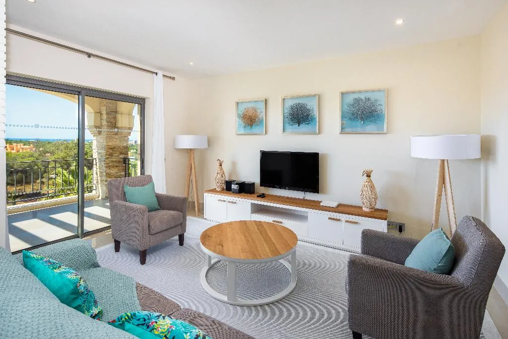 APARTMENT THREE BEDROOMS Room, Shantiapartments, Algarve
