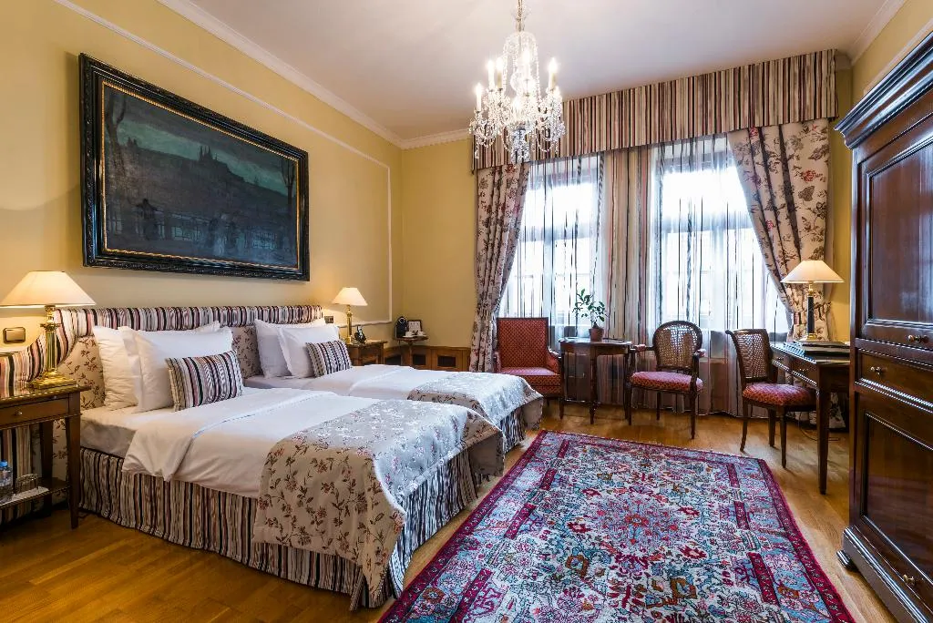 Double or Twin DELUXE Room, Golden Well, Prague