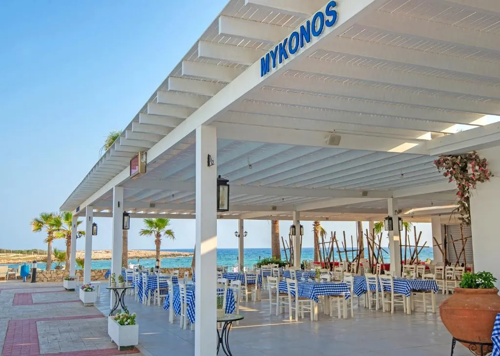 Restaurant, The Dome Beach Hotel & Resort, Cyprus