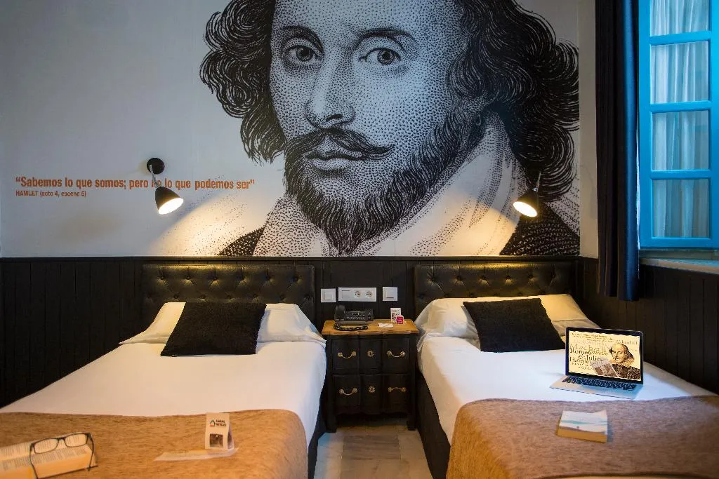 TWIN STANDARD Room, Casual de las Letras Sevilla, Seville