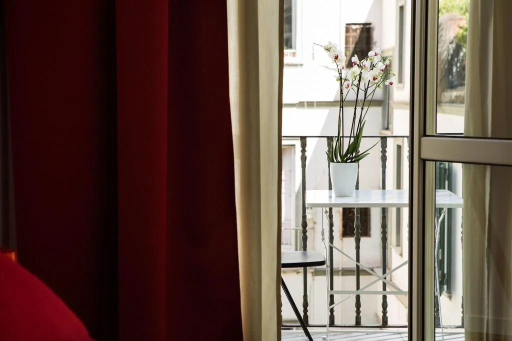 Room, Daily Napoli, Naples