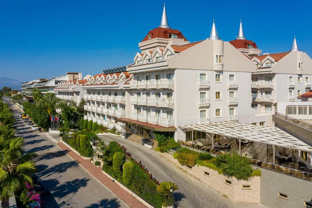 DOUBLE LAND VIEW Room, Aydinbey Famous Resort, Antalya