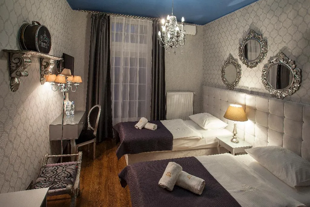 Double or Twin CLASSIC Room, Aparthotel Vicini, Krakow