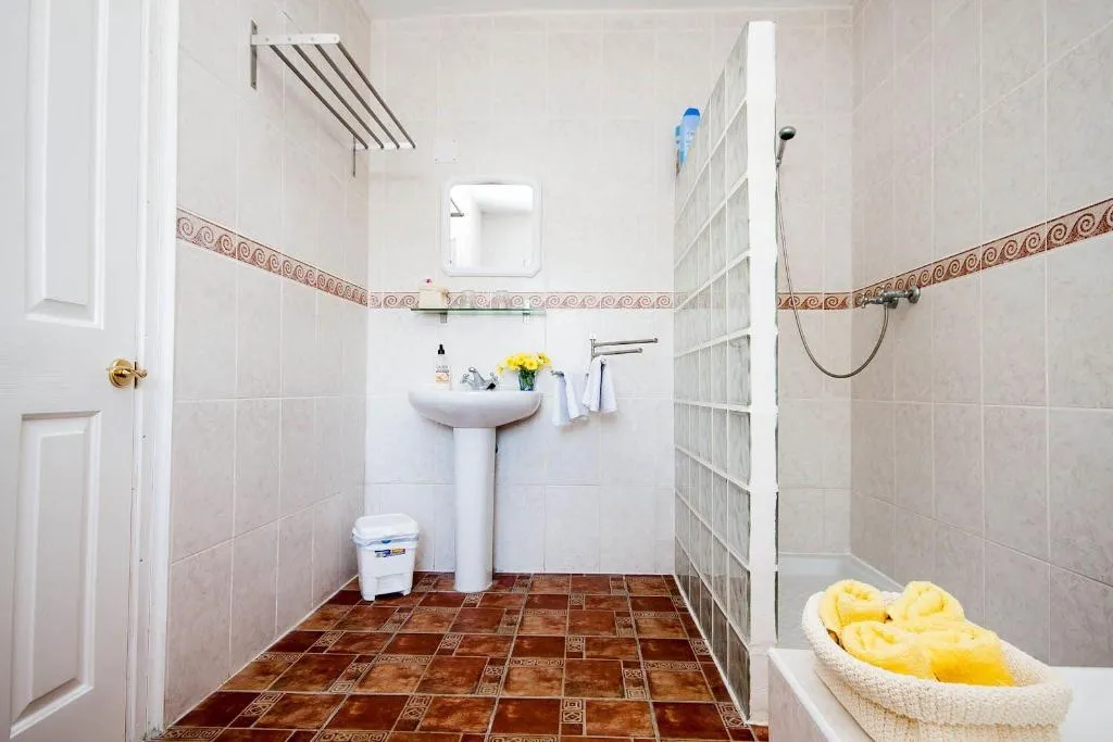 Room, Dos Alamos, Costa Del Sol