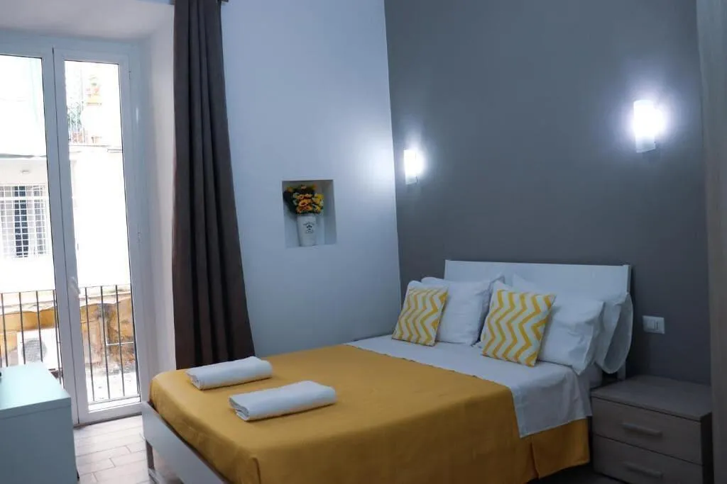 Room, Lotus Roma, Rome