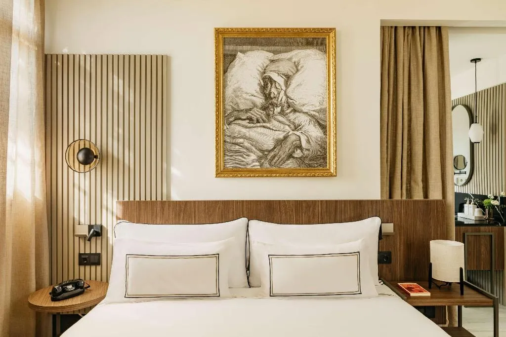 JUNIOR SUITE WITH TERRACE Room, Casa de las Artes, member of Melia Collection, Madrid