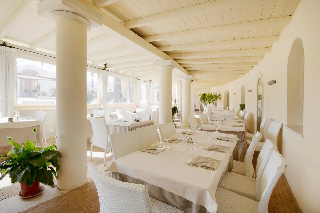 Restaurant, Le Spiagge di San Pietro resort, Cagliari