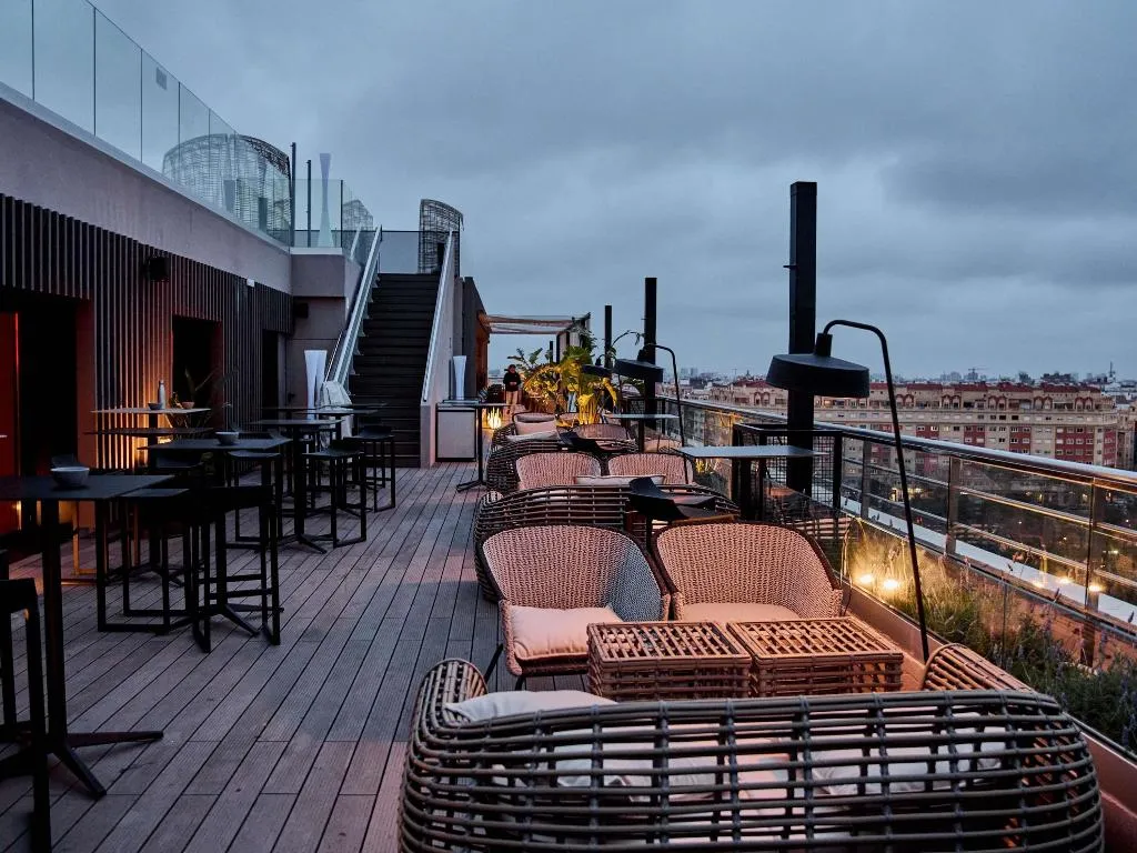Bar, Novotel Valencia Lavant, Valencia