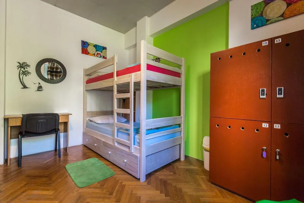 Room, Crazy House Hostel Pula, Istria