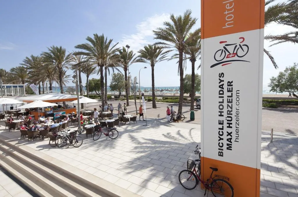 Sports and Entertainment, HM Gran Fiesta, Majorca