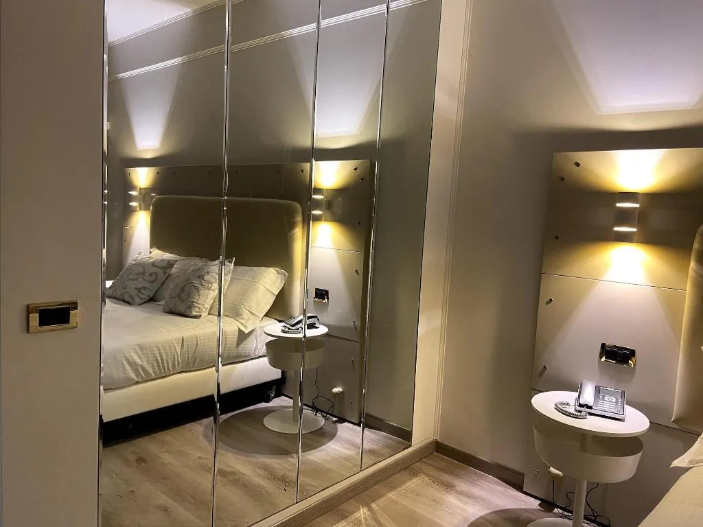 Room, Hotel Motel Visconteo, Milan