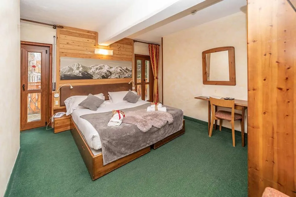 DOUBLE SUPERIOR Room, Hotel Gran Baita, Milan