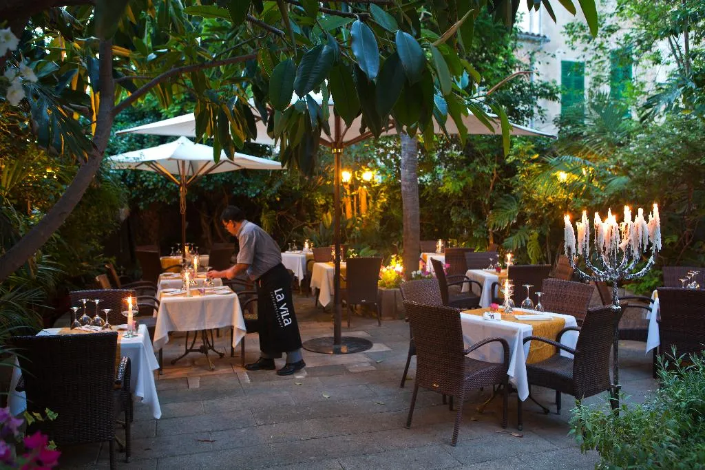 Restaurant, La Vila, Majorca