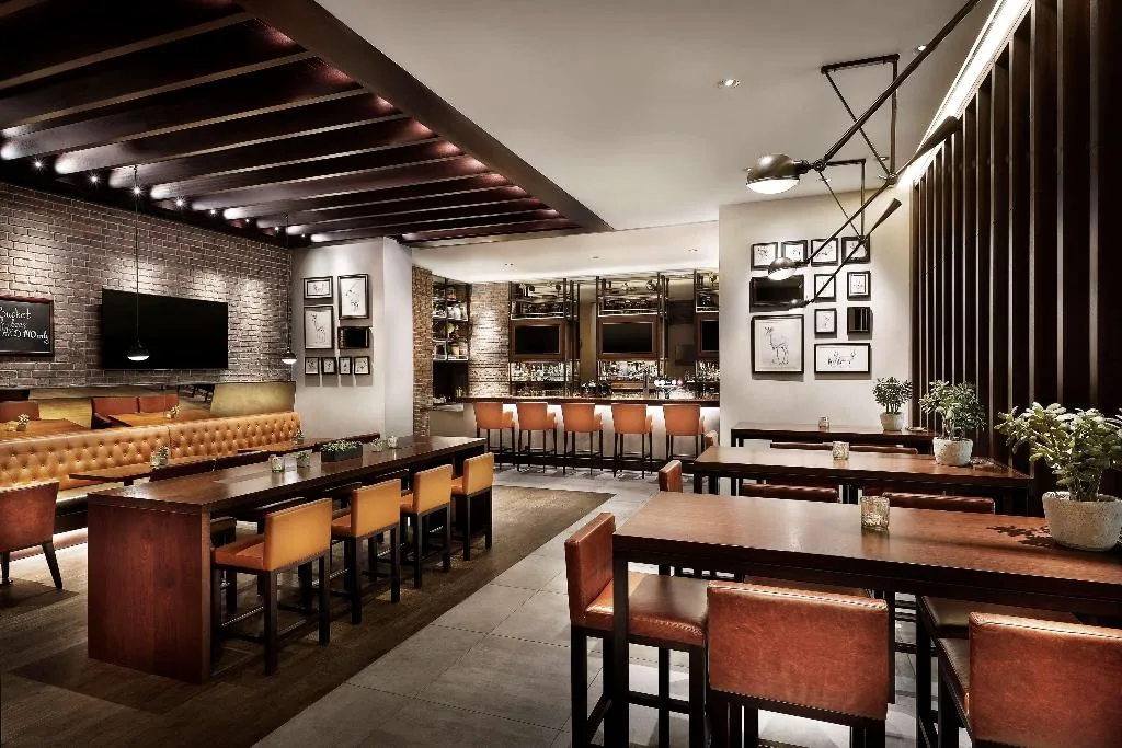 Restaurant, Hilton Garden Inn Hotel Mall Avenue, Dubai