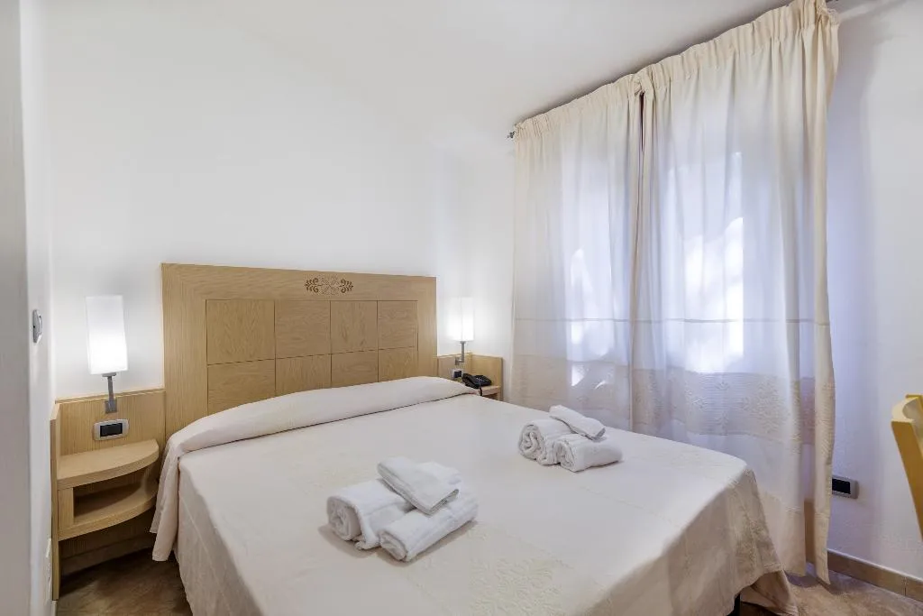 APARTMENT PRESTIGE Room, Club Hotel Residence Baiaverde, Alghero