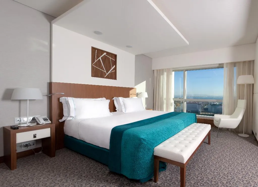 SUITE CAPACITY 1 Room, Epic SANA Lisboa, Lisbon