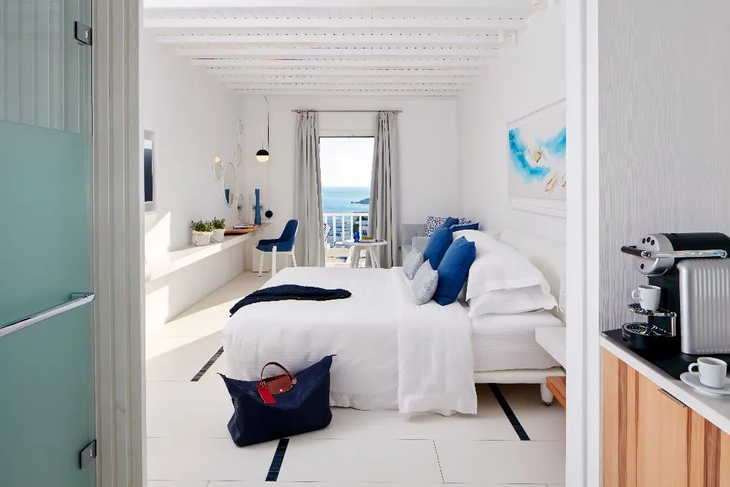 Double or Twin WITH PRIVATE POOL Room, Myconian Ambassador Hotel Relais & Chateaux, Mykonos
