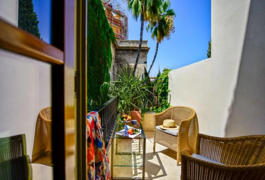 DOUBLE DELUXE WITH TERRACE Room, Hotel Casa Del Poeta, Seville