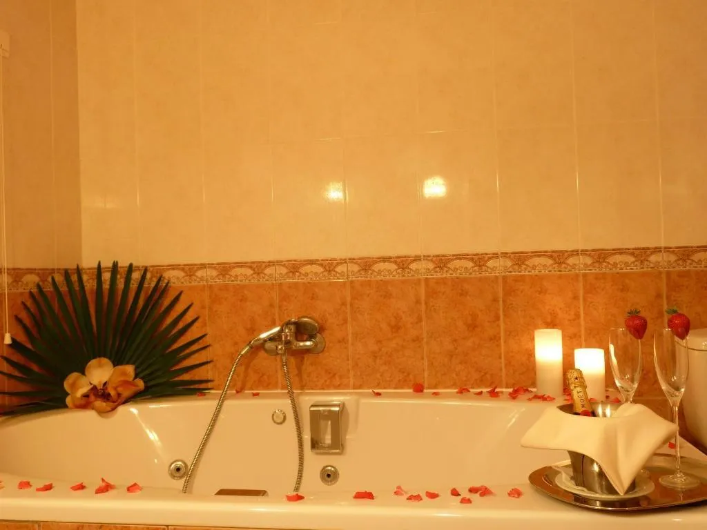 SUITE CLASSIC Room, Ambassador Hotel Thessaloniki, Halkidiki